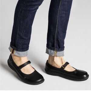 Birkenstock Lona 38 Black Women’s Mary Jane Shoes